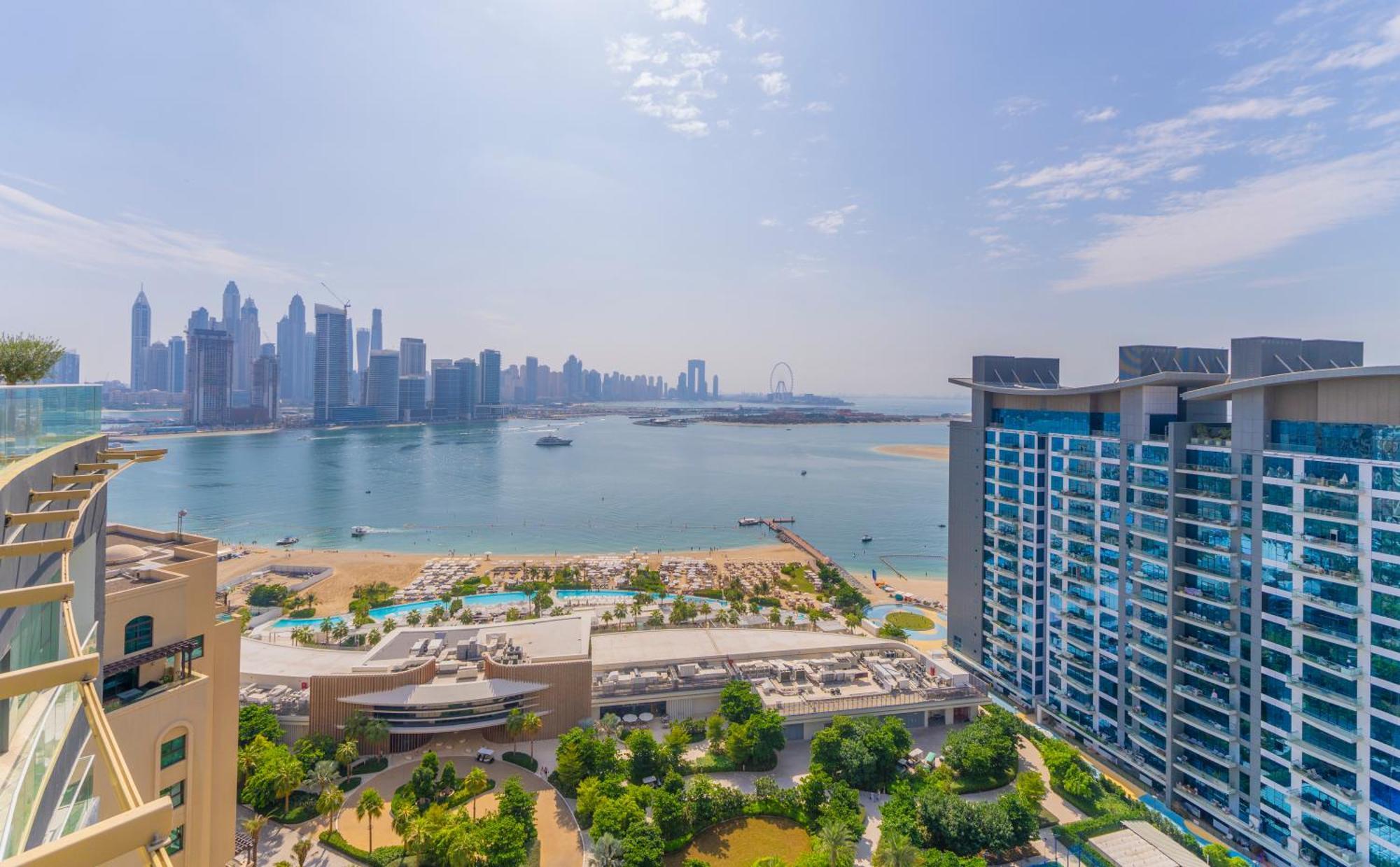 Studio With Private Beach Access At Palm Jumeirah Apartment Dubai Exterior photo