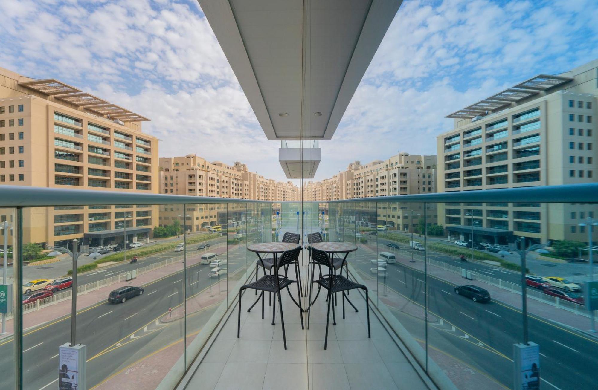 Studio With Private Beach Access At Palm Jumeirah Apartment Dubai Exterior photo