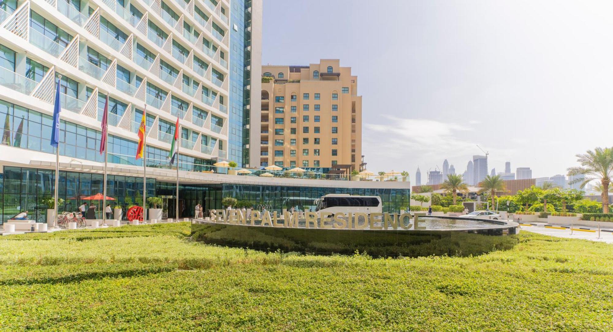 Studio With Private Beach Access At Palm Jumeirah Apartment Dubai Exterior photo